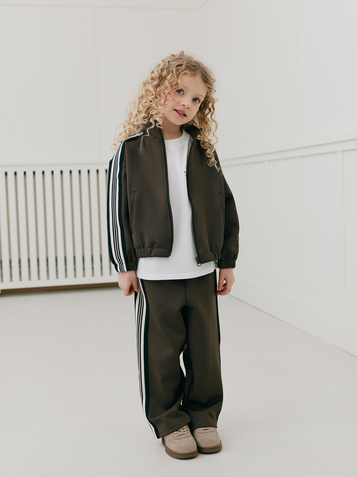 Sofie Schnoor KIDS BARBARKB JAKKE Jakke 7014 Brown