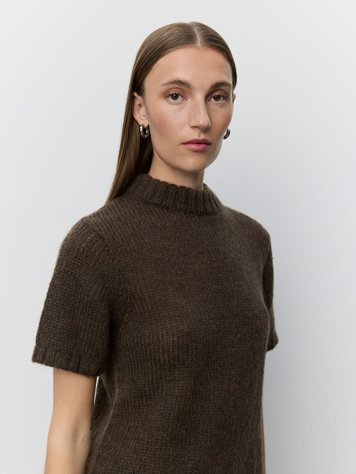 Sofie Schnoor WOMEN SAGASW KORTÆRMET STRIK SWEATER Strik 7025 Dark brown
