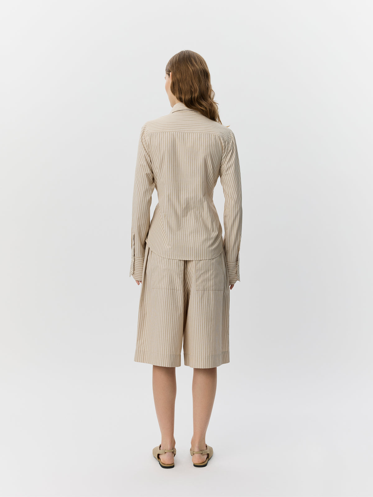 Sofie Schnoor WOMEN WILDASW TÆTSIDDENDE SKJORTE Skjorte 7118 Light Brown Striped