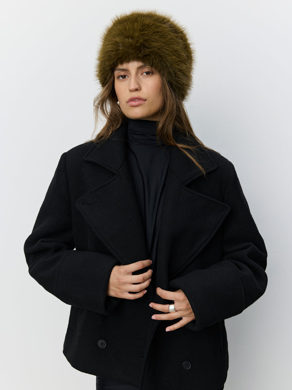 DORASW FAUX-FUR-HUT