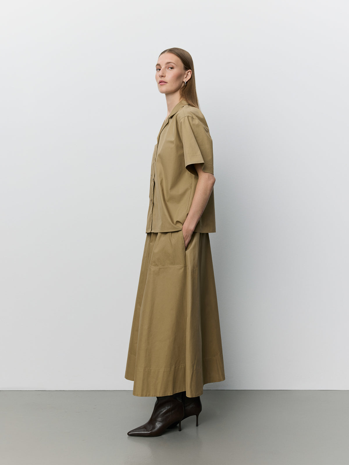 Sofie Schnoor WOMEN MAVIRASW KORTÆRMET SKJORTE Skjorte 7055 Light brown