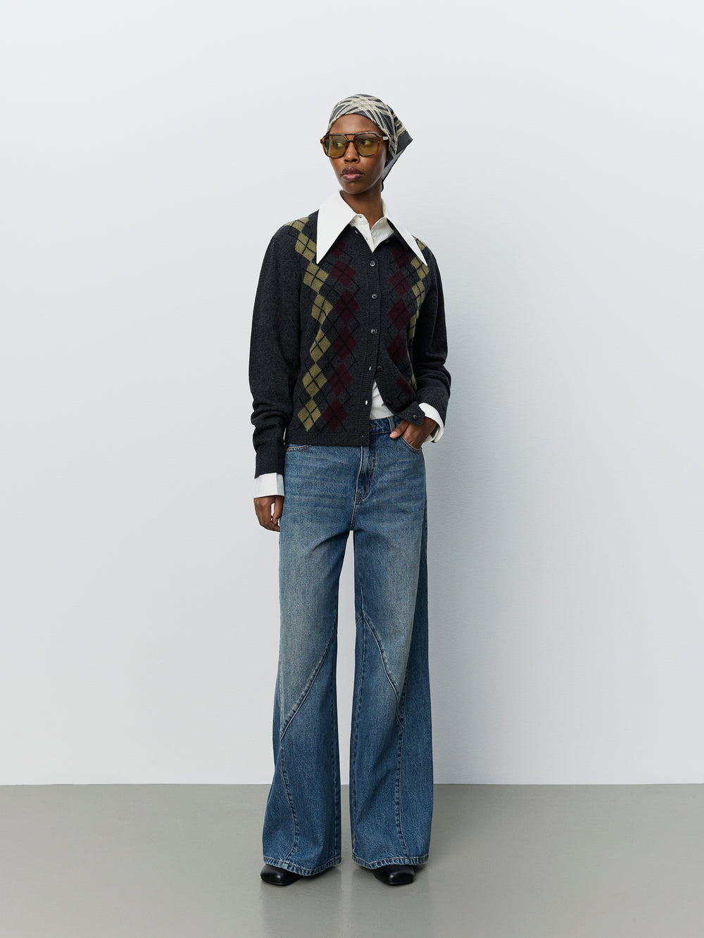 LOOK 09